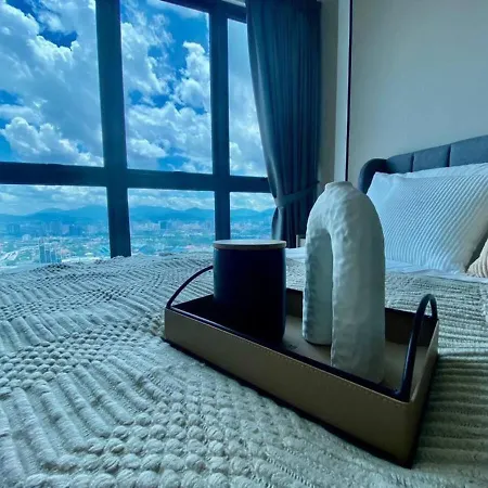 Maxhome At The Luxe By Infinitum Kuala Lumpur Luaran gambar
